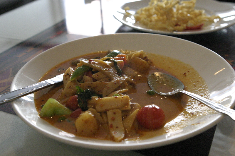 Thai Classic on Clark, Chicago, IL - Awesome Tilapia and Red Curry