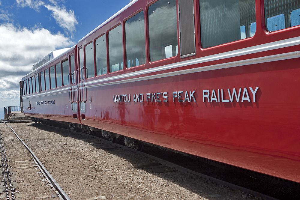 Cog rail cars