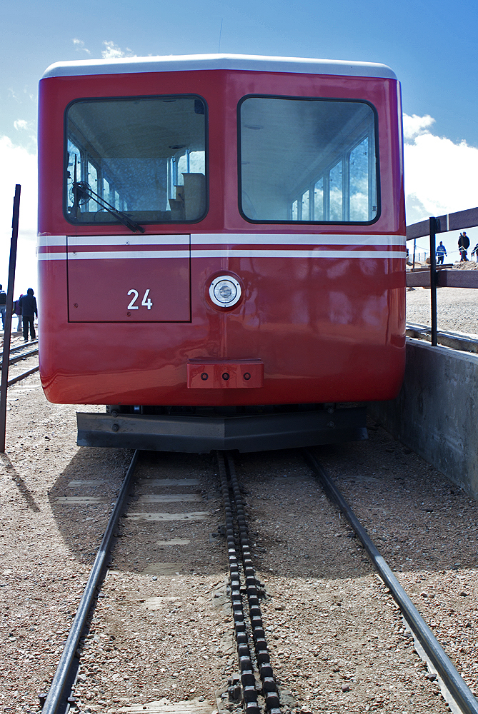 Cog rail train - just arrived at peak