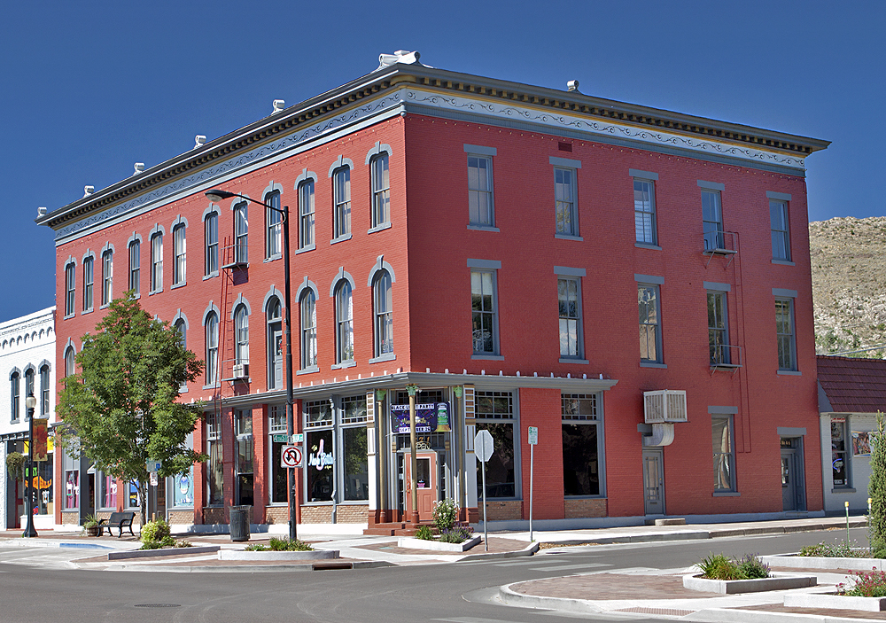 Kind of a dying town, but some interesting architecture. Note the window treatments on each side