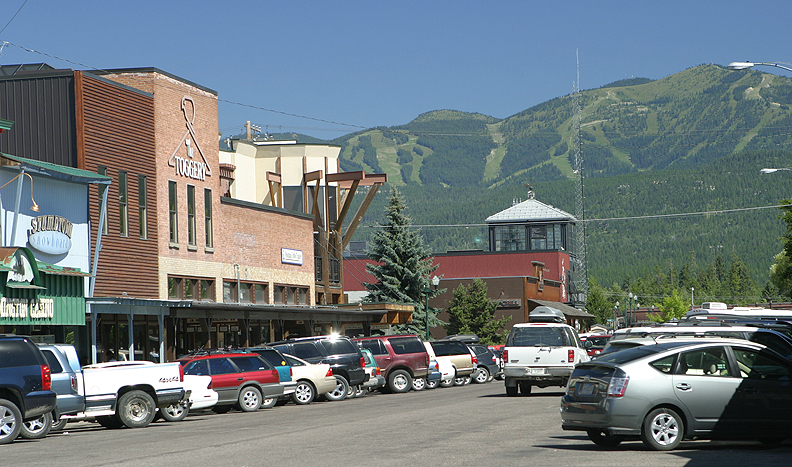 This is what I expected from Montana - notice the ski run on the mountains