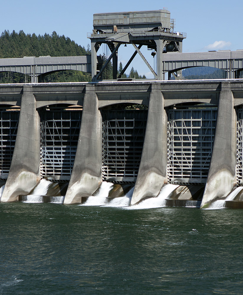 Spillway gates detail - September, gates closed.