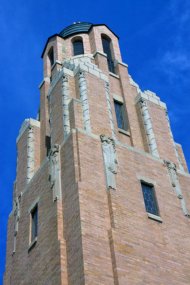 Klamath Falls, OR Art Deco details - buili;t 1928